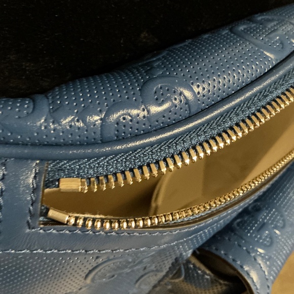 GUCCI blue Calf TENNIS perforated GG Embossed leather 90-36 Belt Bag - Picture 5 of 13